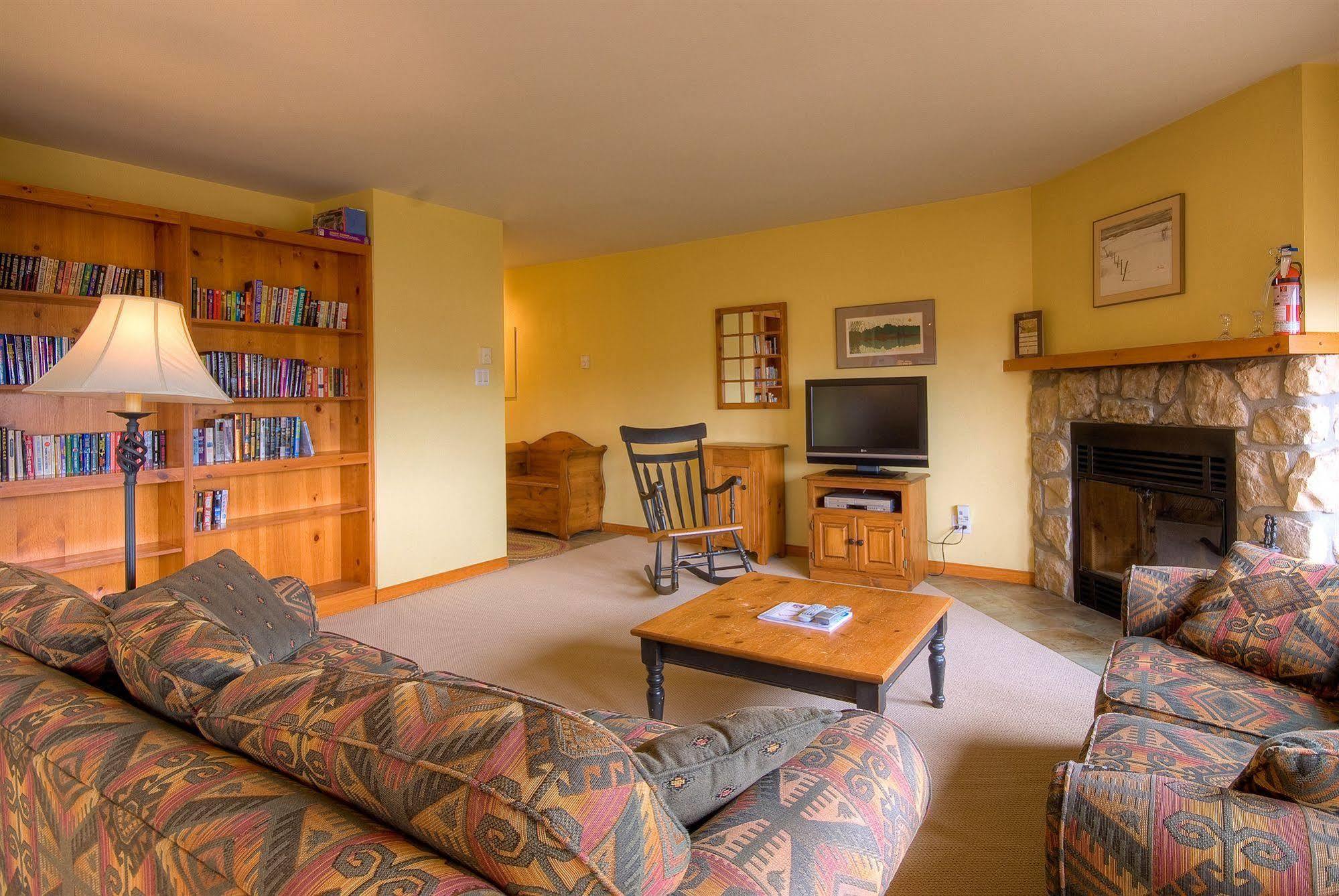 Les Haut Bois Condominiums - Tremblant Sunstar มงต์-ทร็องบล็องต์ ภายนอก รูปภาพ